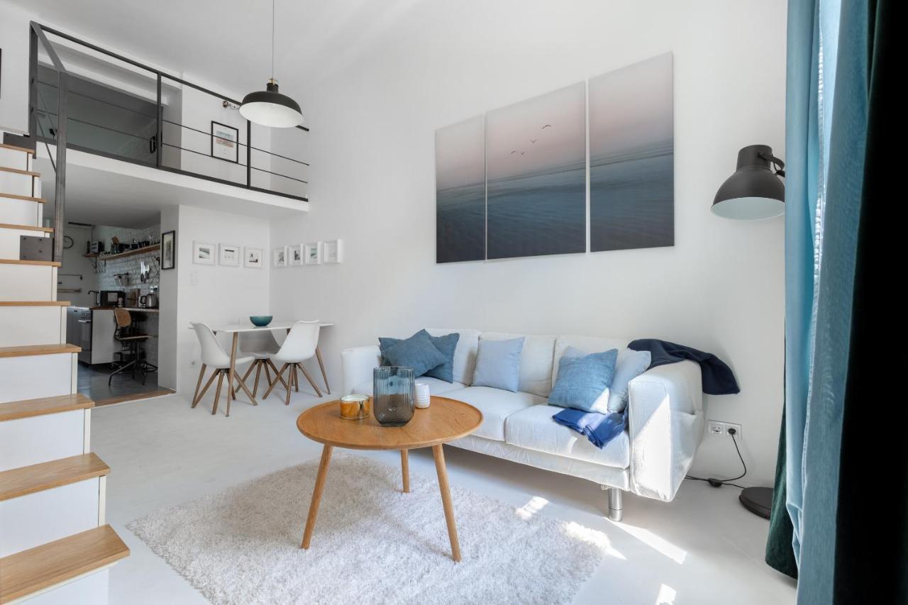 Black And White Apartment Budapest Extérieur photo